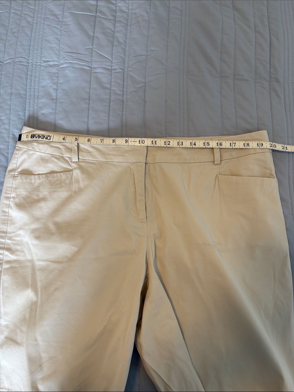 Talbots khaki Bermuda Shorts - Picture 6 of 7